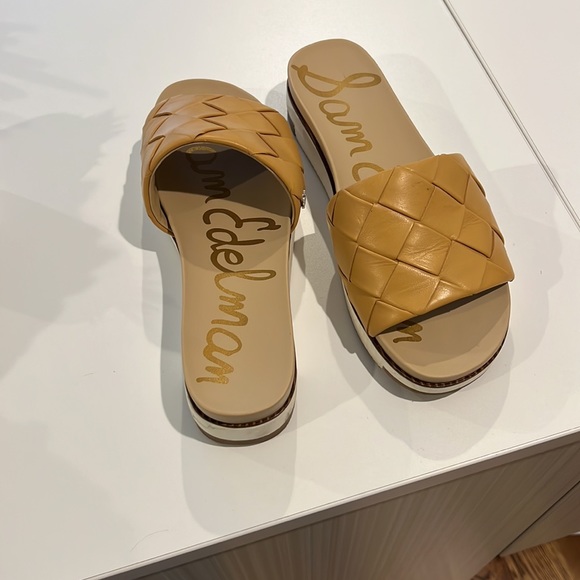 Sam Edelman - Picture 3 of 3